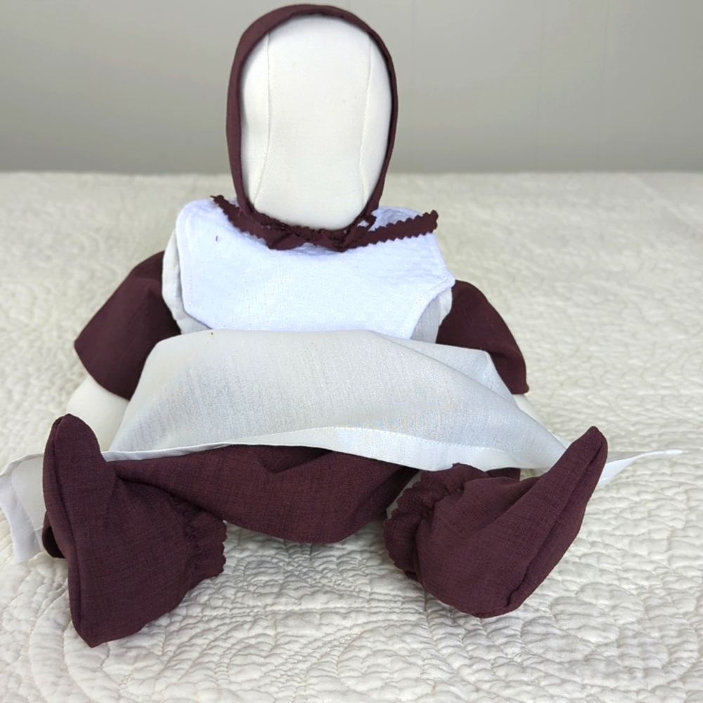 Handmade Amish baby doll - Picture 3 of 3